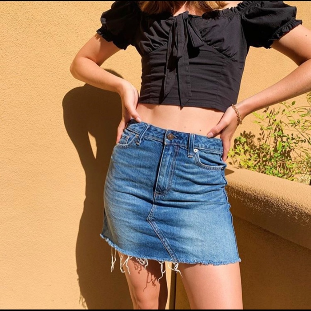 Abercrombie & Fitch denim skirt💙